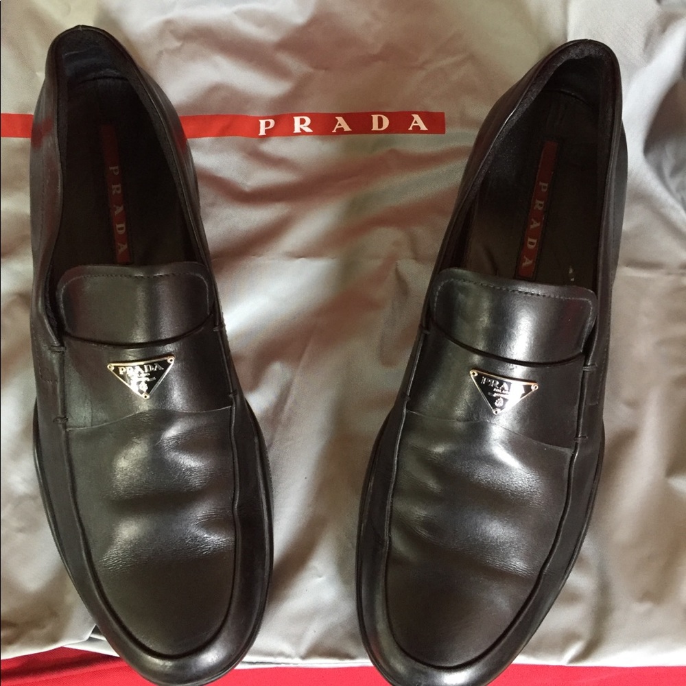 Prada shoes 👞 - Picture 2 of 8